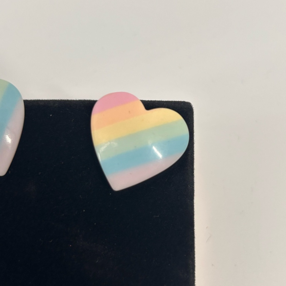Pastel Rainbow Heart Stud Earrings Cute Aesthetic Colorful Retro Jewelry - Picture 2 of 3